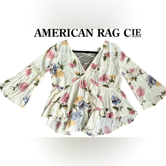 American Rag Tops - ⚡️American Rag Cie bell sleeve blouse